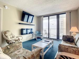 Ocean View with a beachfront pool at Ocean Trillium ~ 301