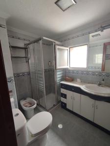 Apartamento con piscina y parking