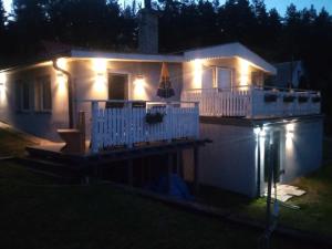 Apartament niebieski nad jeziorem PZW Kazub