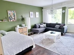 Upea kaksio keskustasta 51m2, Wifi - Pyatiyalya