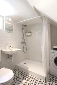 Christies Downtown Apartment