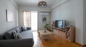 Entire Apt, 3rd Floor, 1 Bedroom - 4hvězdičkové hotely ve městě Atény