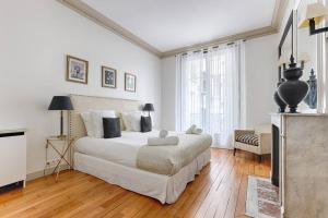 Appartements Invalides Pont Alexandre III Luxury Apartement 2BR : photos des chambres