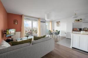 Appartements T3 avec terrasse et parking, a proximite de l-Aeroport et d-Airbus : photos des chambres