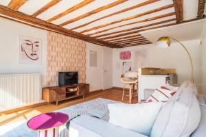 Parisian 1 Bedroom #RueSaintsPères #SaintGermain - II