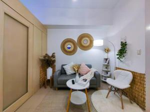 1BR Condotel with Balcony at SM Light Residences #LT02