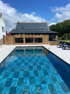 Maisons de vacances Gite de barr-avel animaux non admis faire demande : Maison 4 Chambres