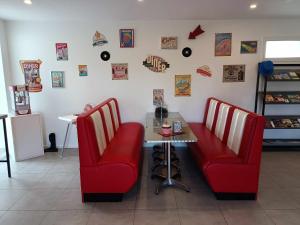 GITE AMERICAN DINER sur la site THE FARM OUEST capacité 7 personnes