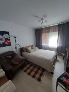 Kadaga Apartment studio - كارنيكافا