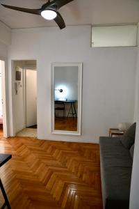 Studio close to Athens centre, fast internet.