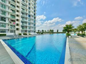 The Platino Near Paradigm Mall By Stayrene