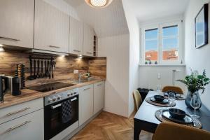 Boho Design Altstadt Studio - AC & Free Parking by HERO HOMES Graz