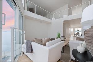 Luxury 3 bedroom seaview apartment, ONS 2024
