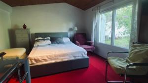 Maisons d'hotes Un Petit COIN DE PARADIS , Belle Etape a 30 minutes Sud de Paris ,proximite Grands Axes ORLY,VERSAILLES,Direction CHATEAUX de la LOIRE : photos des chambres