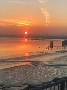 Windrush Court · Stunning Penthouse With River Views Near Erith Stn Pass The Keys - Erith