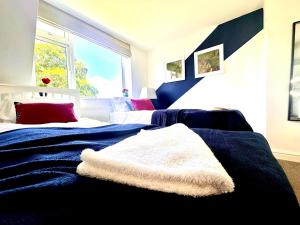 Funky 3-Bed House by Papermill, Deeside - Wirral