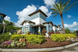 Discover Vibrant Living at Century Millenia Apartments in Orlando! - Oak Ridge