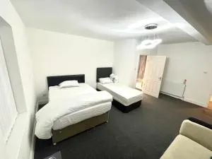 Pc home room B - 格洛索普