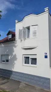 Aurora Inn - Veliki Grđevac