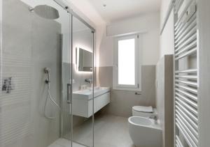 Fully Furnished Green Apartment 1