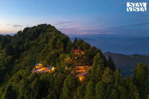 Chalet Rushli - Free Breakfast with Valley View at Mussoorie by StayVista