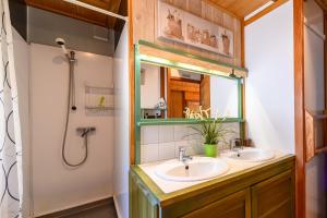 Chalets Chalet Bruyeres : photos des chambres