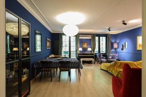 Stylish 2BR Apt in Vake Central Tbilisi By Wehost