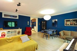 Stylish 2BR Apt in Vake Central Tbilisi By Wehost