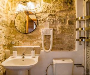 Adamantia Small Maissonette M2