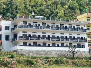 Hotel Rest and Bite - Deoban