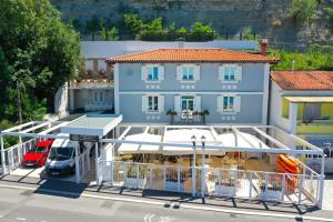 Blue Pearl Elite Apartments 