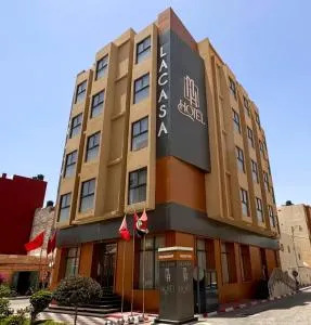 MH HOTEL LA CASA - 阿尤恩