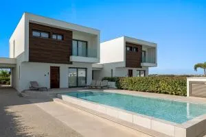 Serenity Waves Villa 10 - Sophtadhes