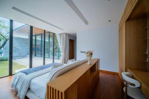 Botanica Foresta 4BR Luxury Villa with Pool by NLA