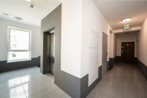 Lotnisko Chopina Stylish Studio by BookingHost