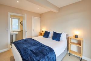 Host & Stay - Watch House