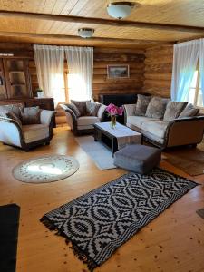 Sirgova puhkemaja koos suitsusaunaga