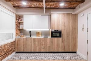 Elegant apartment in Austrias neighborhood CON10