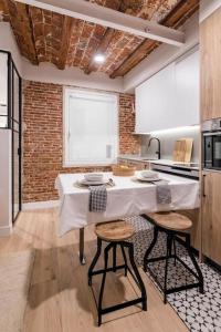 Elegant apartment in Austrias neighborhood CON10