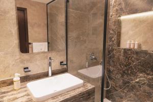 Signature Stays Luxurious Modern Apt