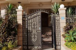 Signature Stays Luxurious Modern Apt