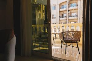 Signature Stays Luxurious Modern Apt