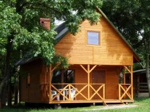 Domek letniskowy nad jeziorem w OW Bachus do 10 osób - Zawory