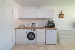 Partizanų studio apartment #2 by Polo Apartments