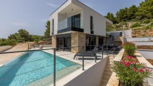 Modern villa on Peljesac