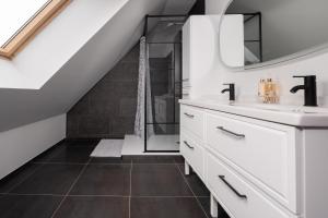 Maisons de vacances Ma Bro - ERDIVINES : photos des chambres