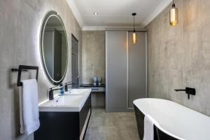 Woman Era Guesthouse