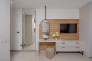Bliss Apartments