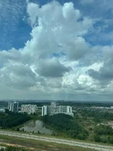 Cozy free wifi and Netflix 3 bed room at kenwingston - 塞贝维