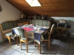 Ferienwohnung Meuer - Hillscheid